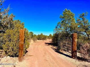 W Rugged Gulch Rd, Seligman, AZ 86337