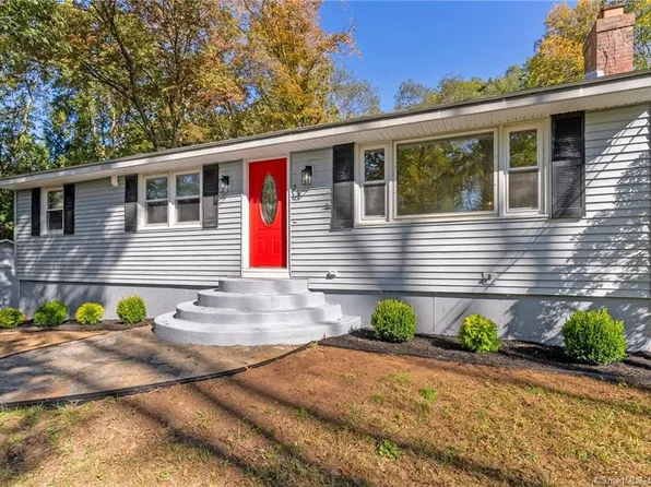 26 Waterhole Road, Colchester, CT 06415