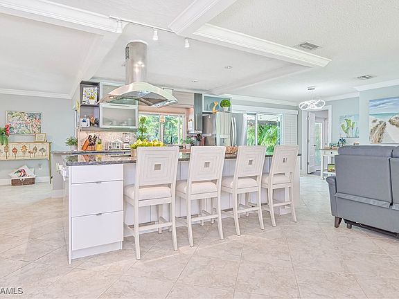 2nd image of 1040 Shaddelee Ln E