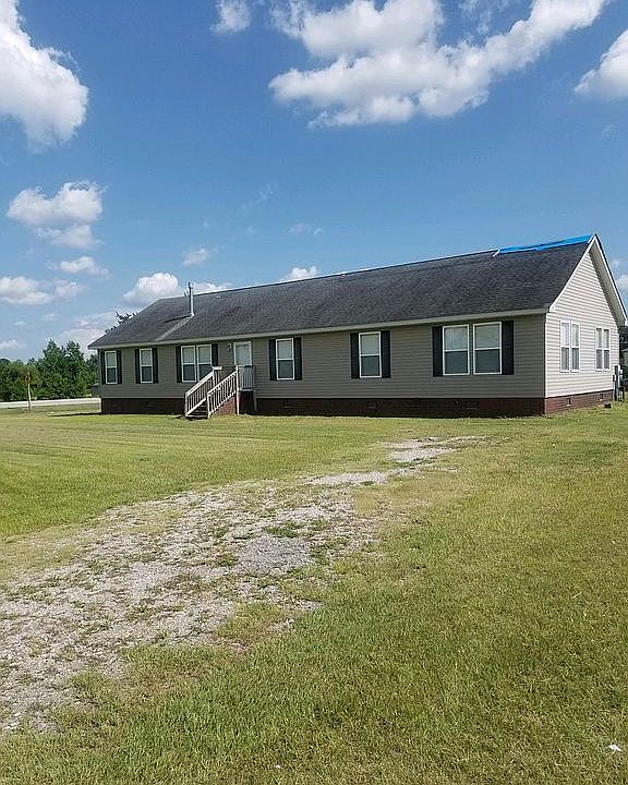1st image of 2611 Silver Creek Dr