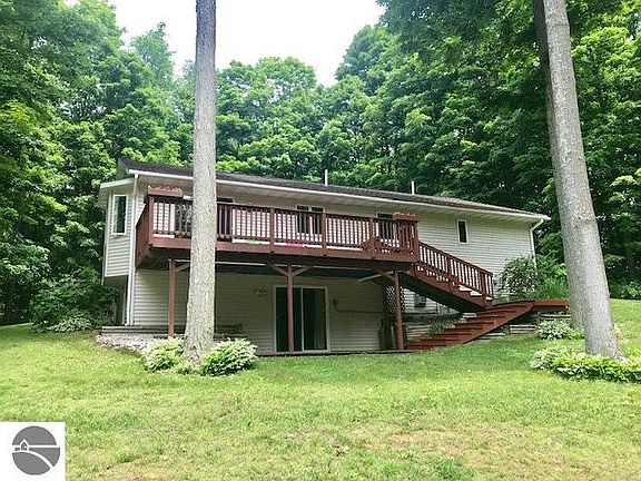 2nd image of 4215 Antioch Dr
