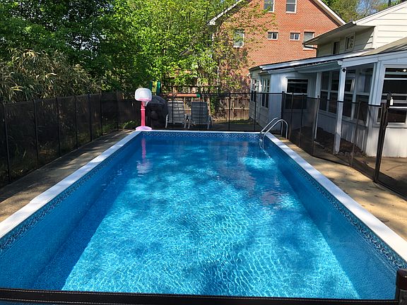 4th image of 7715 Weber St