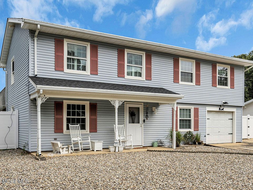 1st image of 409 Predmore Avenue