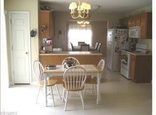 4005 Park Springs Dr, High Point, NC 27265