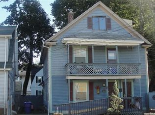 8 Grover St, North Providence, RI 02911