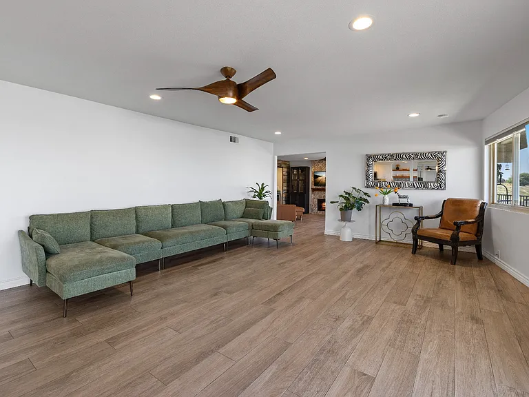 2700 E Panorama Dr #208 — Photo 6
