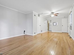 2 Cottage Pl #1, Morristown, NJ 07960