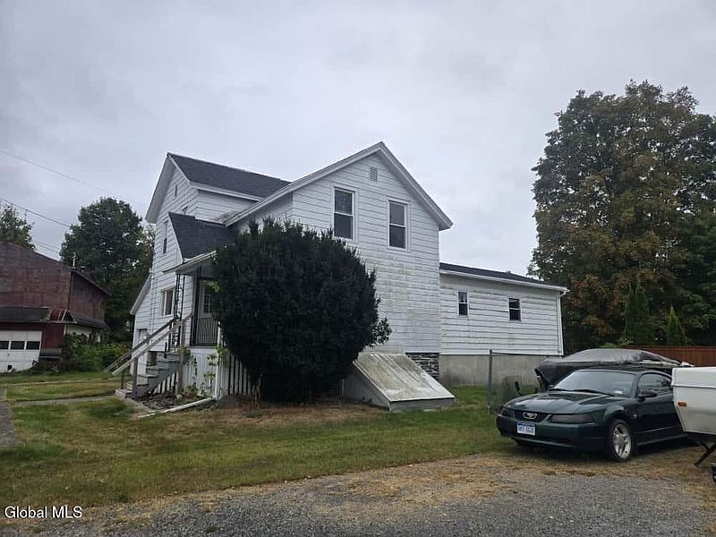 2nd image of 12 West Street