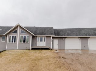 2383 Saint Clair Cir, Detroit Lakes, MN 56501
