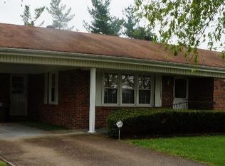 1274 Fulton Rd, Winchester, KY 40391