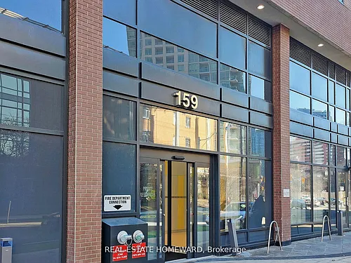 159 Wellesley St E Photo 1