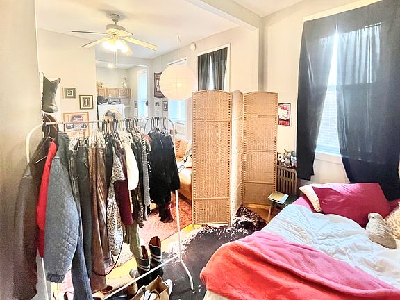 2nd image of 1359 W Chicago Ave #C-9