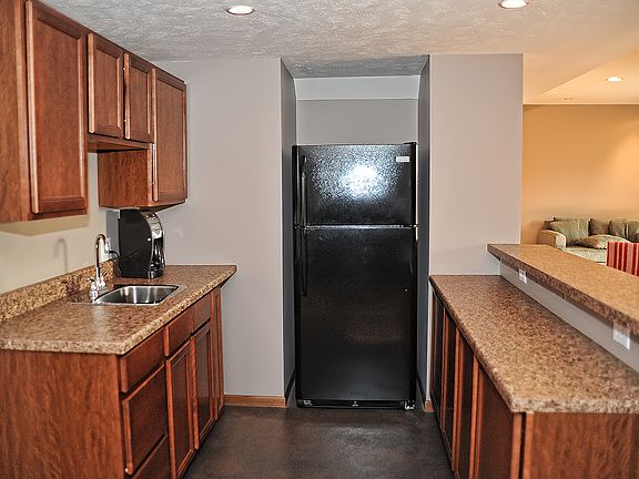 5th image of 9606 S 173rd Ave