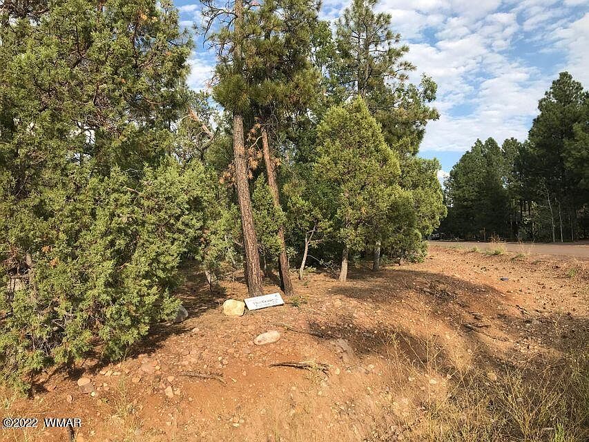 1st image of 780 W Bear Claw Ln