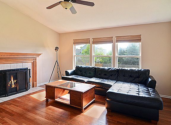 4th image of 2106 Ashbrook Ct