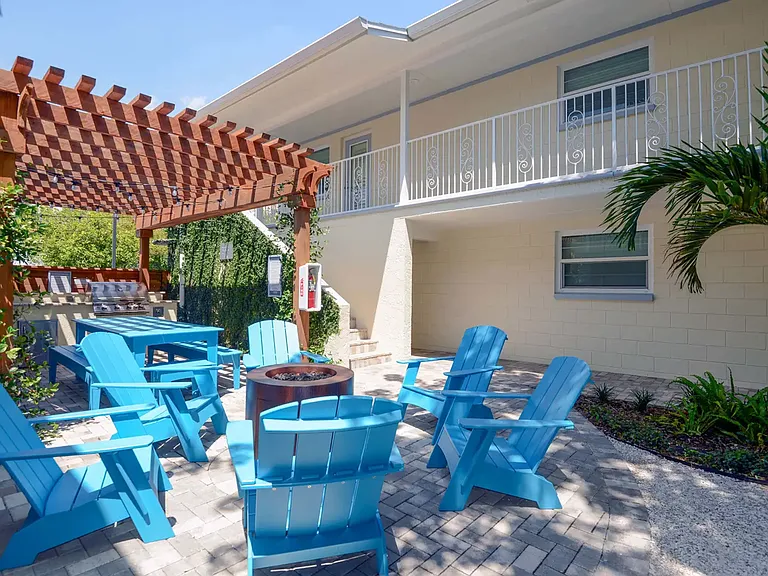 3012 W De Leon St — Photo 8