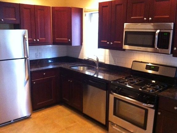 2nd image of 7 Iroquois St #0