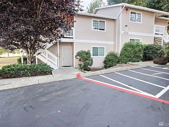 2nd image of 12436 SE 272nd Pl