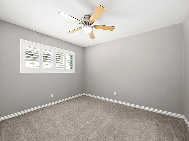 1641 Maywood Ave — Photo 19