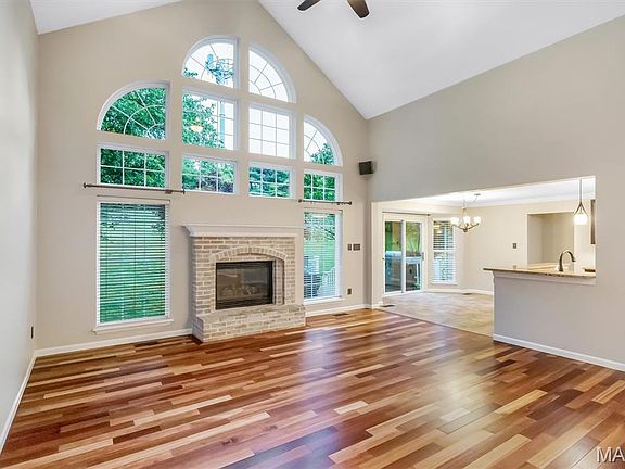 5th image of 3930 White Rose Ln