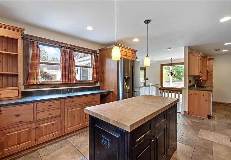 6050 Walton Rd — Photo 12
