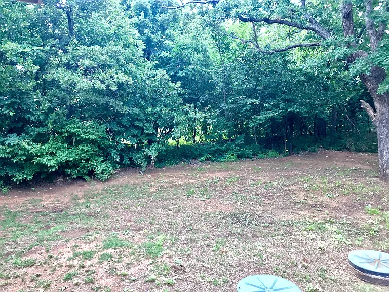 1060 Lost Oak Dr — Photo 24