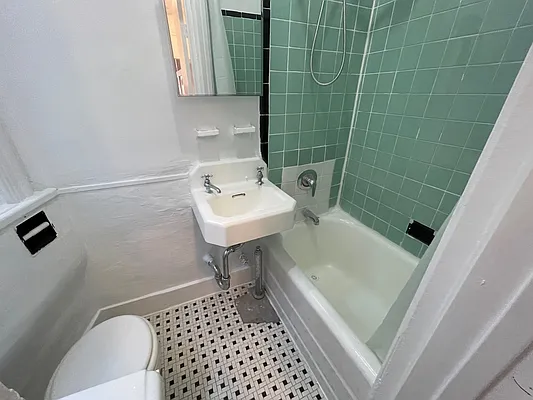 Rented by Compass | media 12