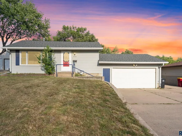 908 S Conklin Ave, Sioux Falls, SD 57103