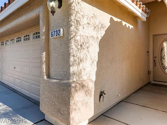 2nd image of 6732 Yellowwood Cove St