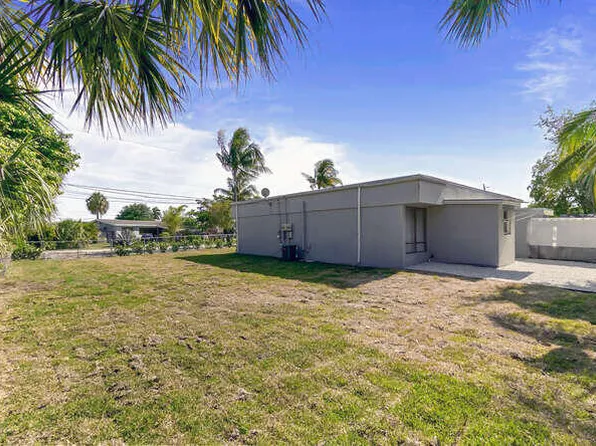 2425 Ranch House Road, West Palm Beach, FL 33406