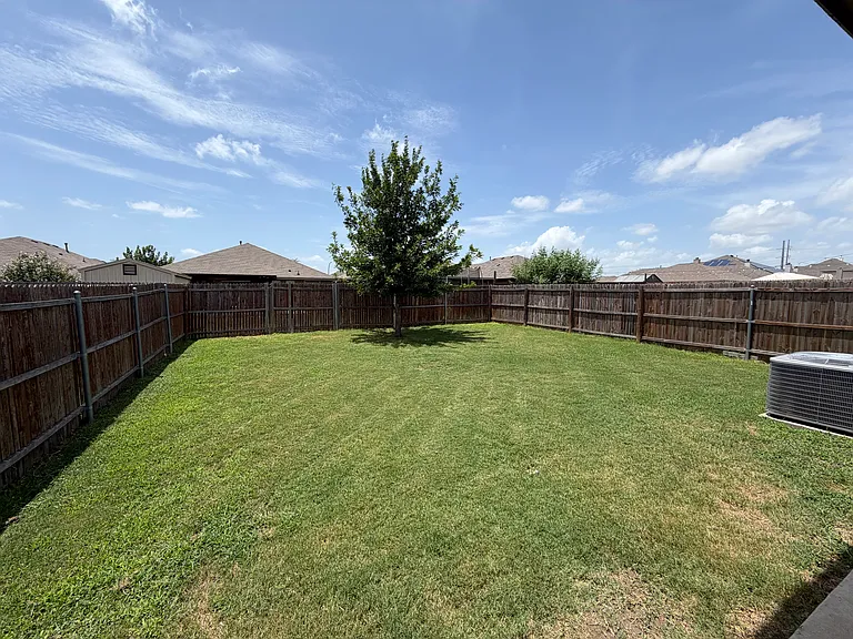 5237 Austin Ridge Dr — Photo 14