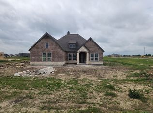 12421 Hornfels Dr, Krum, TX 76249
