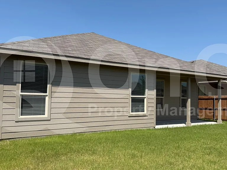 9741 McClane Farm Dr — Photo 23