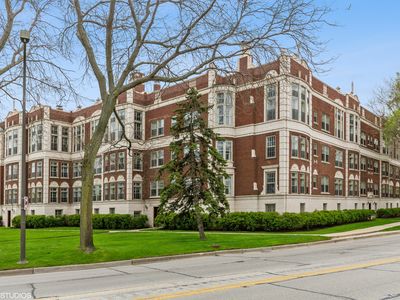 474 Sheridan Rd APT 2, Evanston, IL, 60202