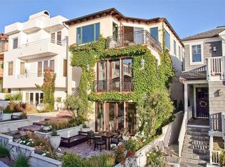 224 8th St, Manhattan Beach, CA 90266