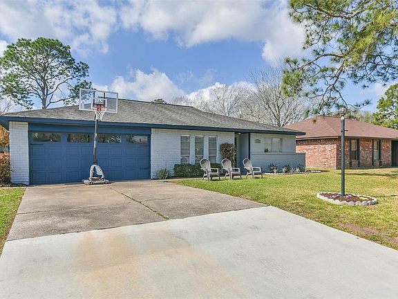 3rd image of 16406 Blackhawk Blvd