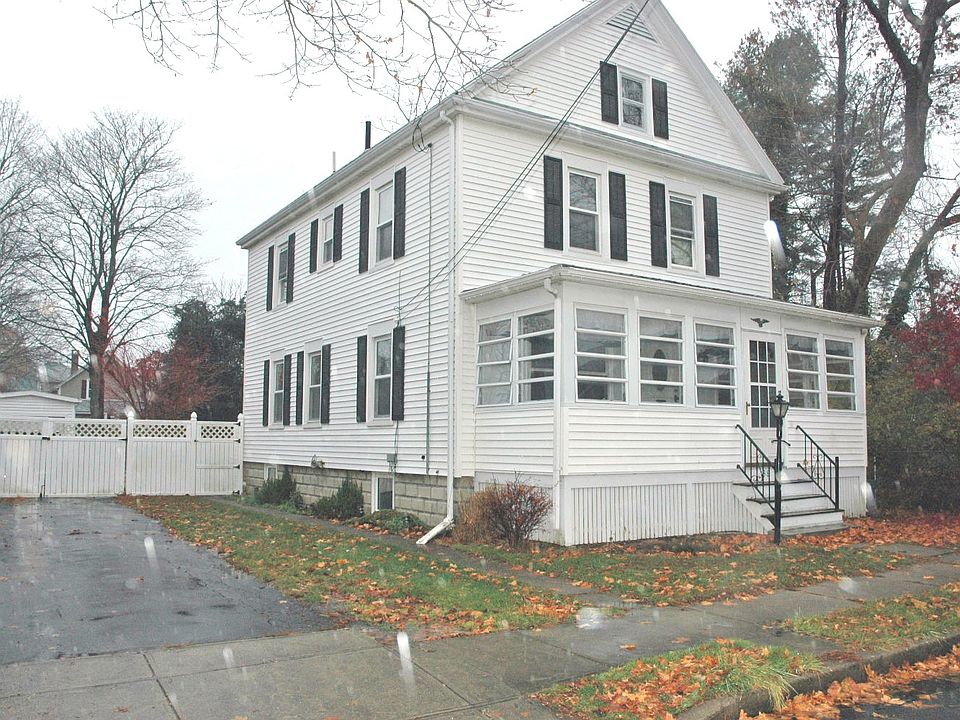 2nd image of 138 Pleasant St