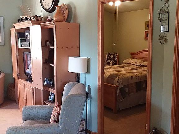 3rd image of 12876 Cedar Ave NW