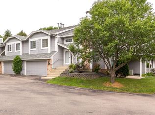 2843 Riverwood Ln NW, Rochester, MN 55901