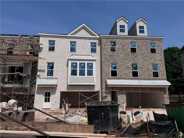 2733 Hallwood Ln, Suwanee, GA 30024