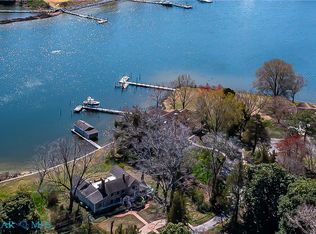 391 Steamboat Rd, Irvington, VA 22480