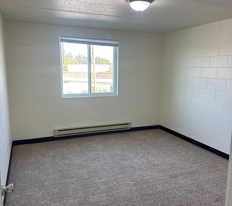 2nd image of 1416-1426 10th Ave N #12