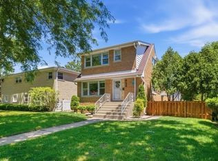 455 S Northwest Hwy #2, Park Ridge, IL 60068