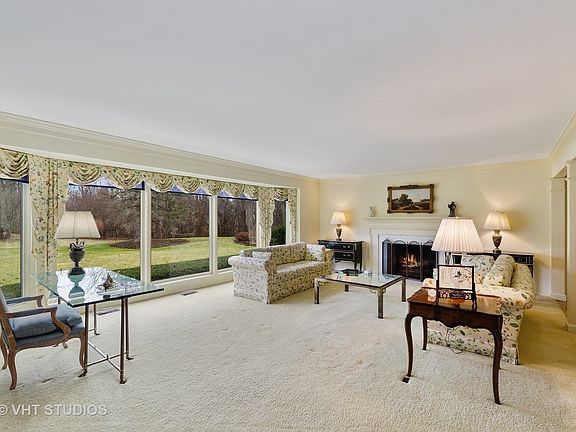 3rd image of 50 E Mallard Ln