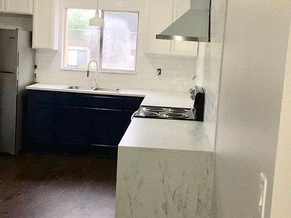 4th image of 1000 Lake Of The Woods Blvd APT E204