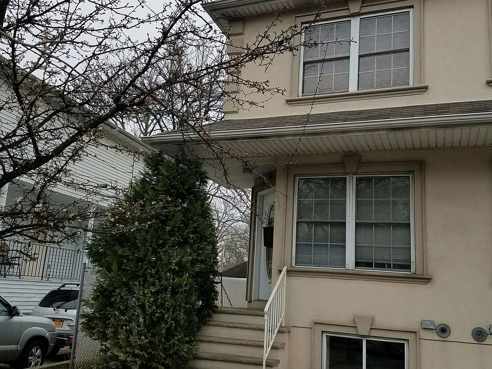 1st image of 197 Giffords Ln