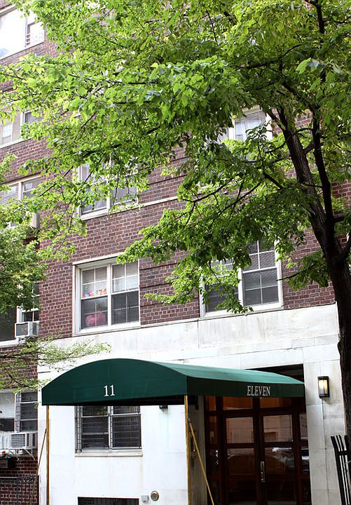 1st image of 11 E 88th St APT 6b