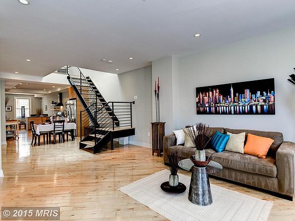 Contemporary Open Floor Plan