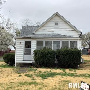 227 N Marion St, Meredosia, IL, 62665