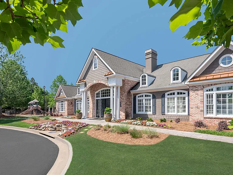5200 Greystone Summit Dr — Photo 2